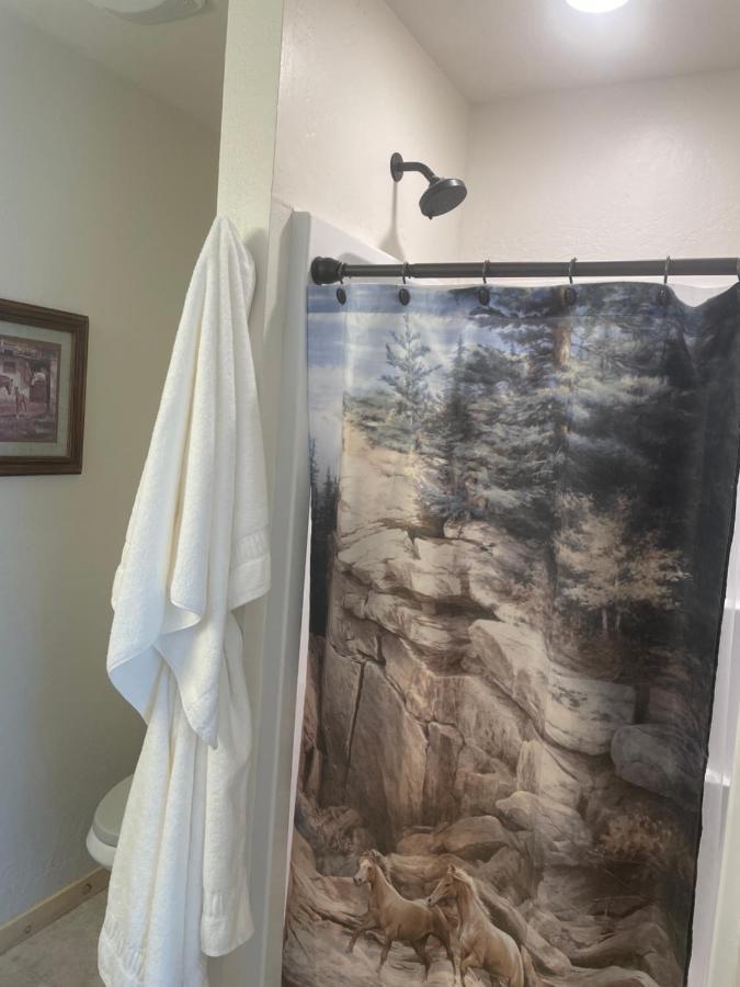 Bryce Canyon Country Inn Тропік Екстер'єр фото